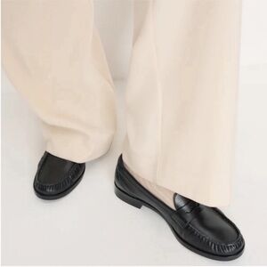 SOLD!!!! Reformation Ani Ruched Loafers